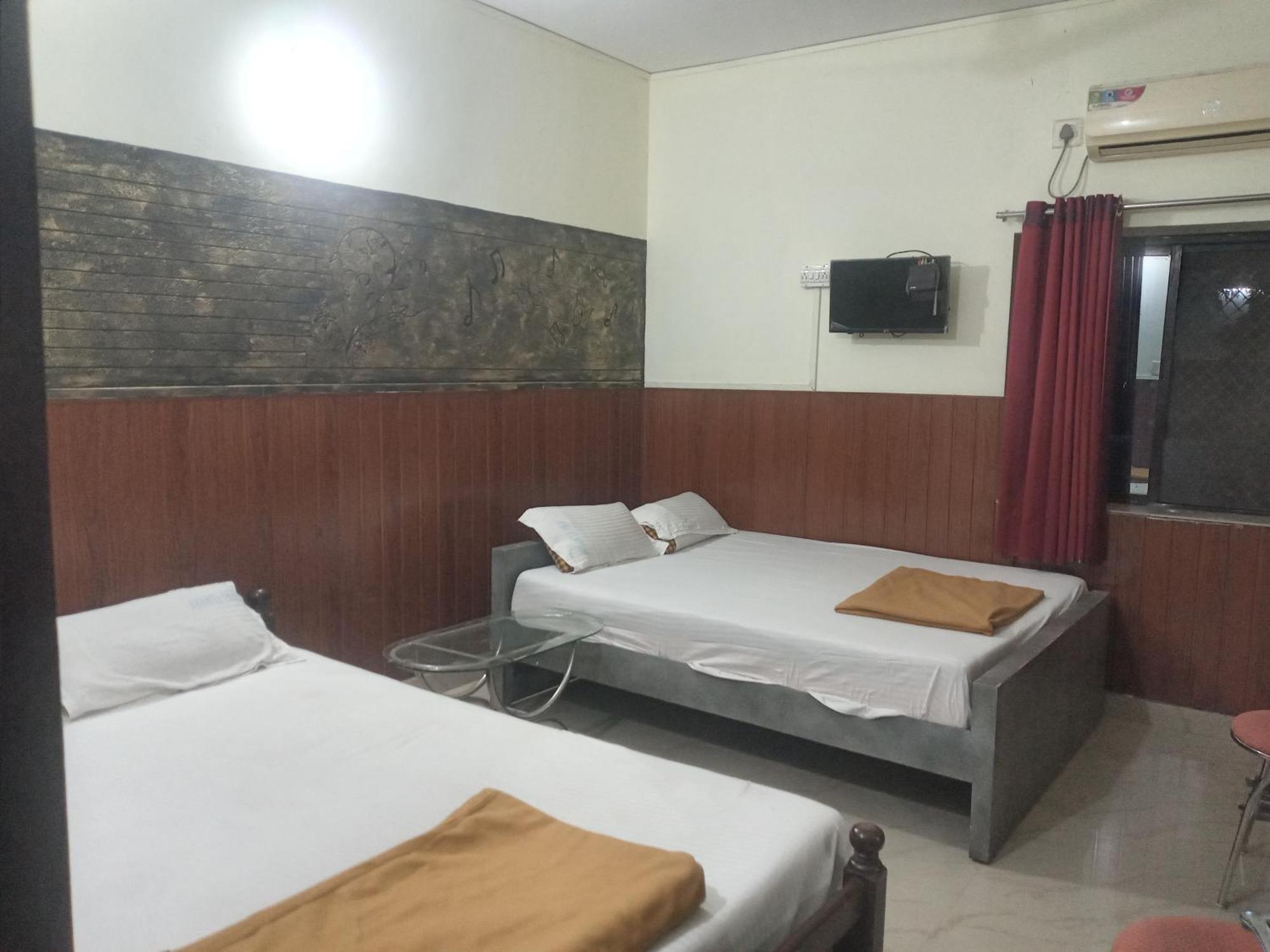 Avanti Inn Ґуруваюр Екстер'єр фото