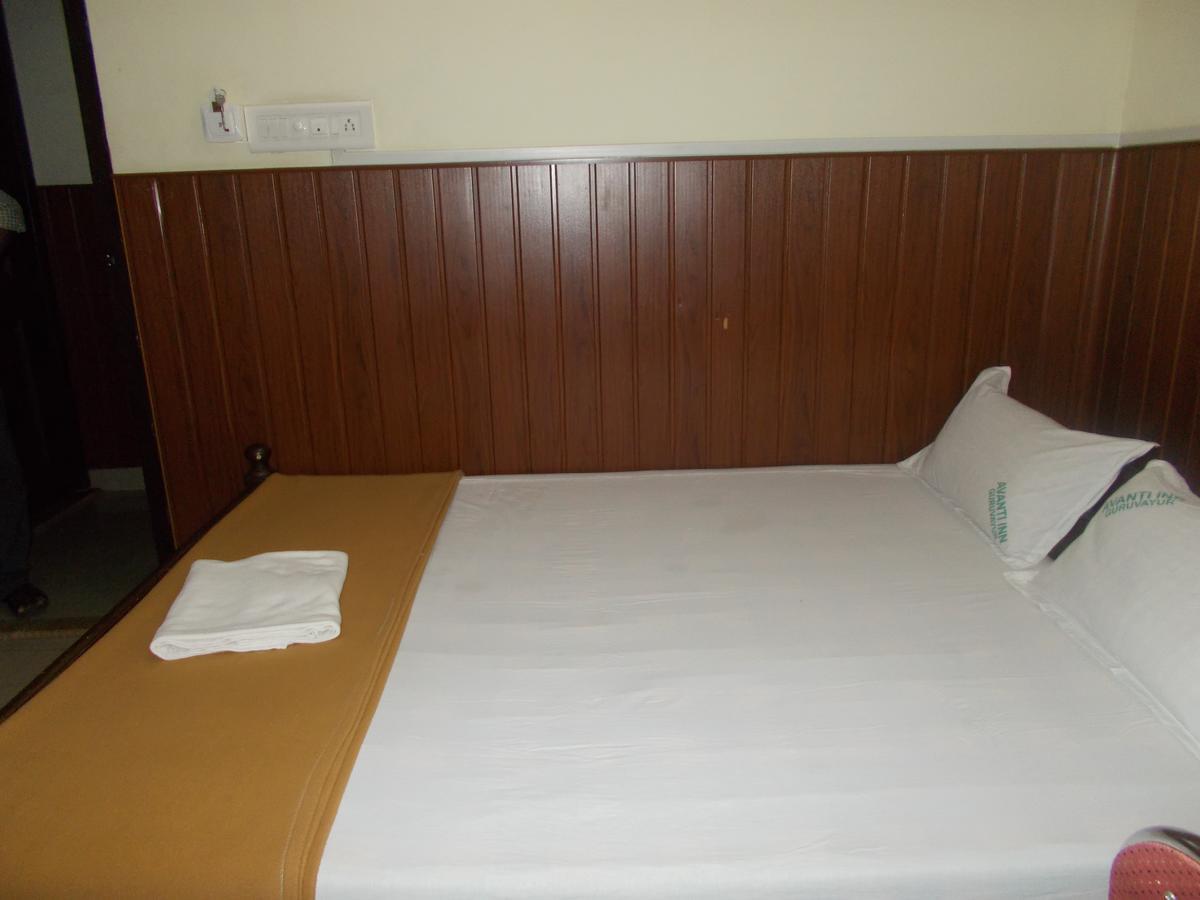 Avanti Inn Ґуруваюр Екстер'єр фото